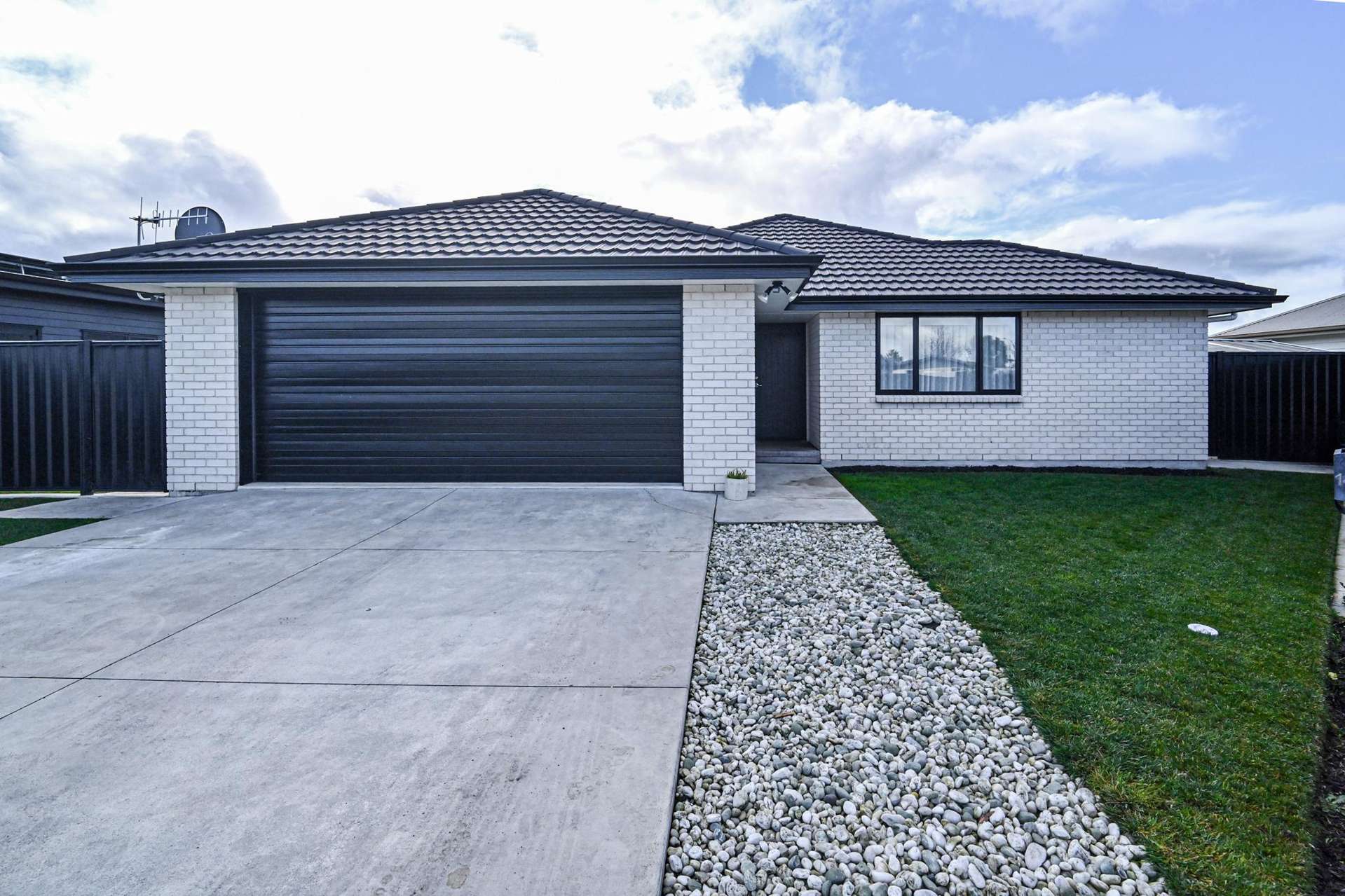 14 Whariki Crescent Flaxmere_0