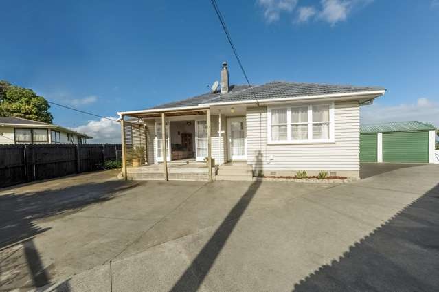 15 Ingleby Place Kelston_4