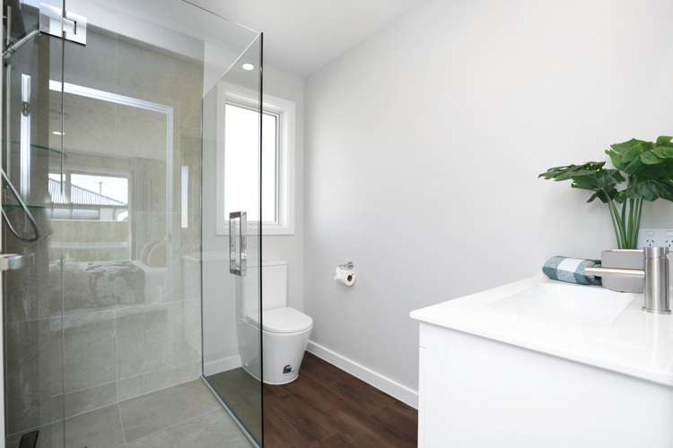 243 Racecourse Road Allenton_19