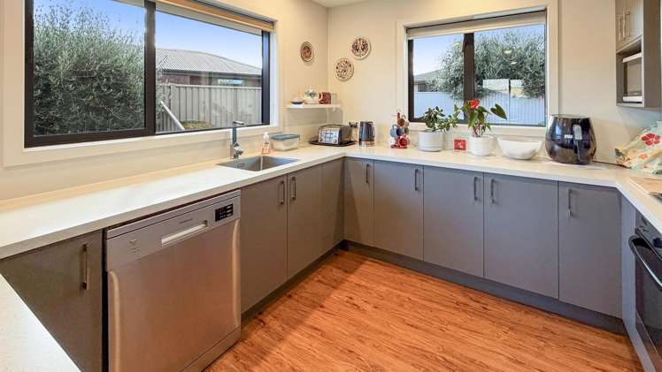 17 Larch Crescent Alexandra_6