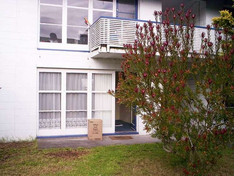 2/9 Armadale Road Remuera_7