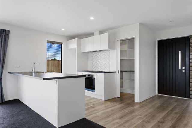 32 Plover Avenue Amberley_1