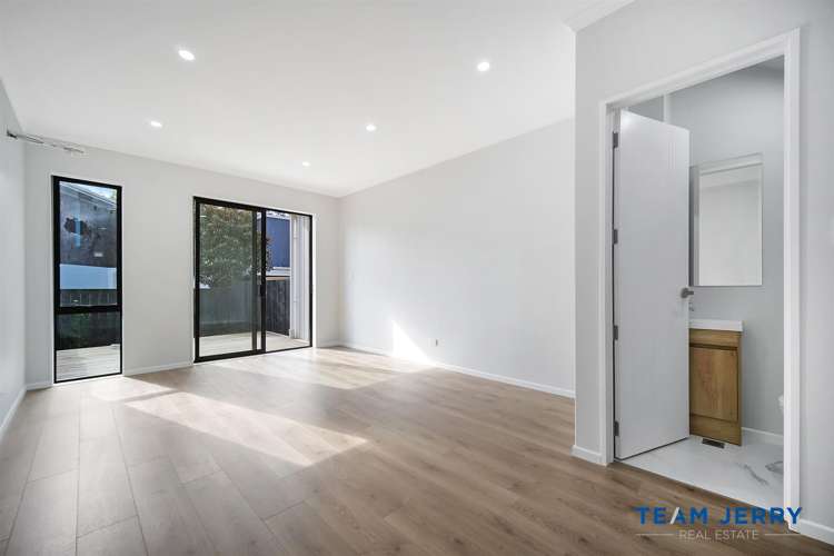 8/3 Norrie Avenue Mount Albert_4