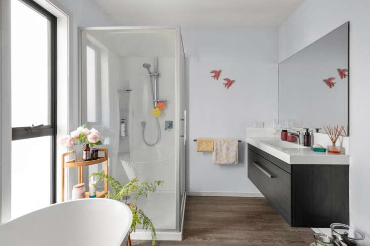 77 Leaning Rock Road Alexandra_16