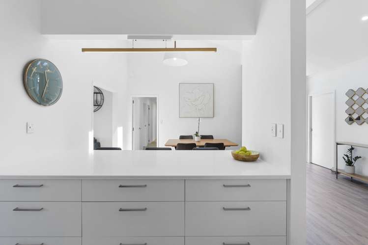 72 De Quincey Terrace Highland Park_10