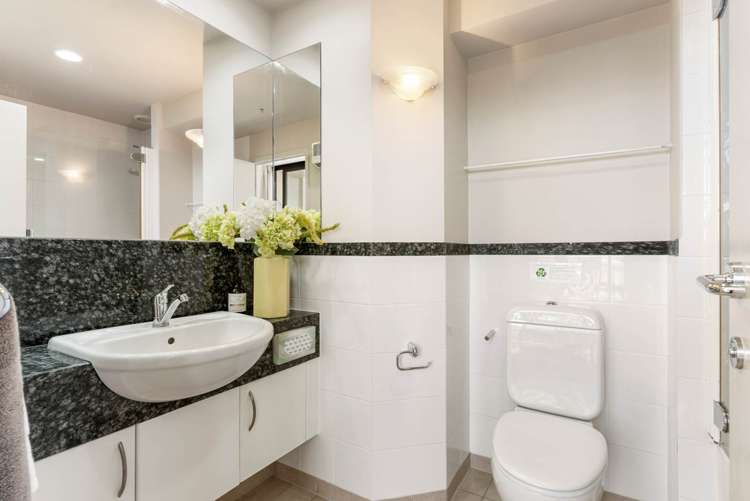 6k/100 Greys Avenue Auckland Central_9