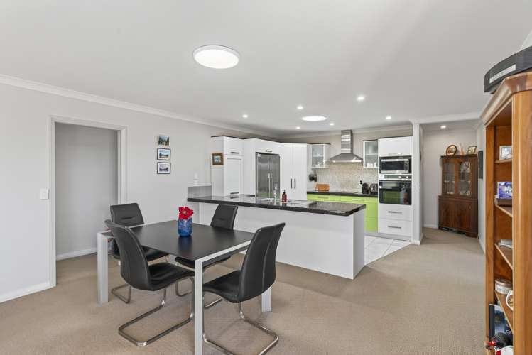 1 Bellbird Rise Pyes Pa_6