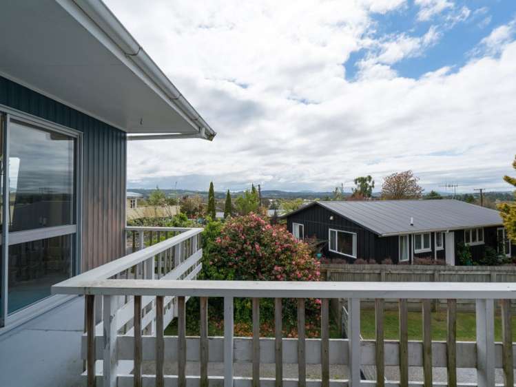 2/29 Hinemoa Avenue Taupo_8