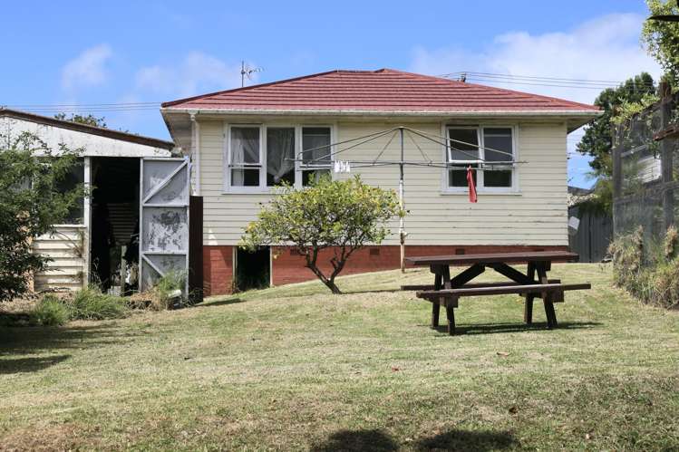 6 Kuaka Place New Lynn_13