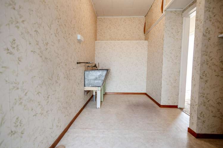 122 Sewell Street Hokitika_13