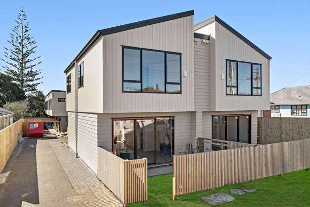 Live Your Dream in Kelston