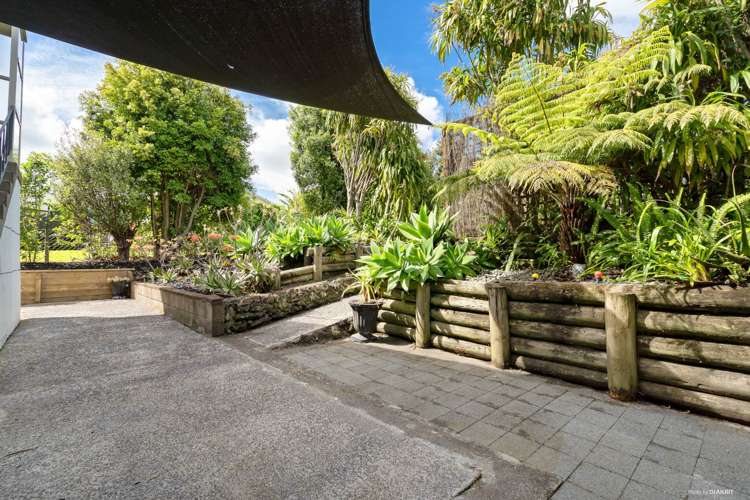 63 Royal View Road Te Atatu South_14