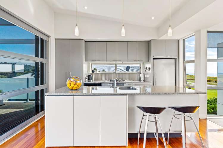 21 Le Quesne Road Bay View_14