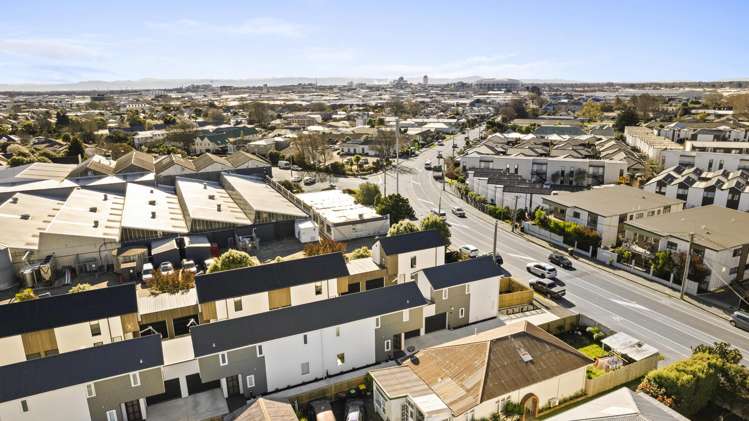 2/61 Waltham Road Sydenham_20
