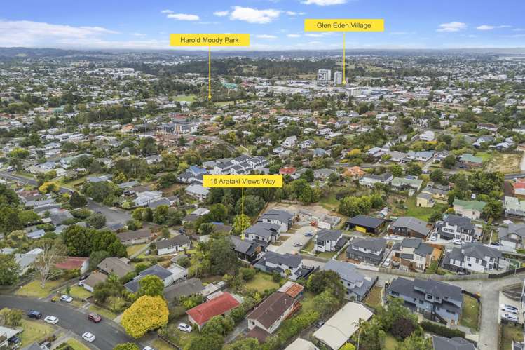 16 Arataki Views Way Glen Eden_30