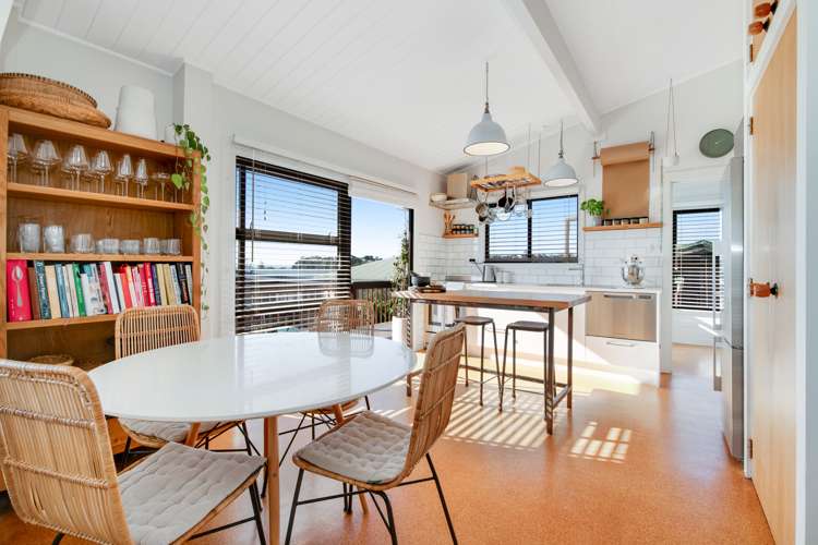 33a Kauri Road Stanmore Bay_7