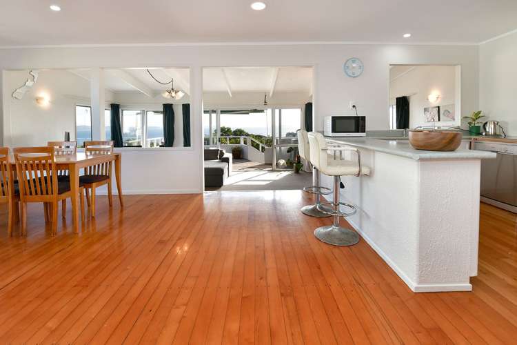 1322 Whangaparaoa Road Army Bay_10