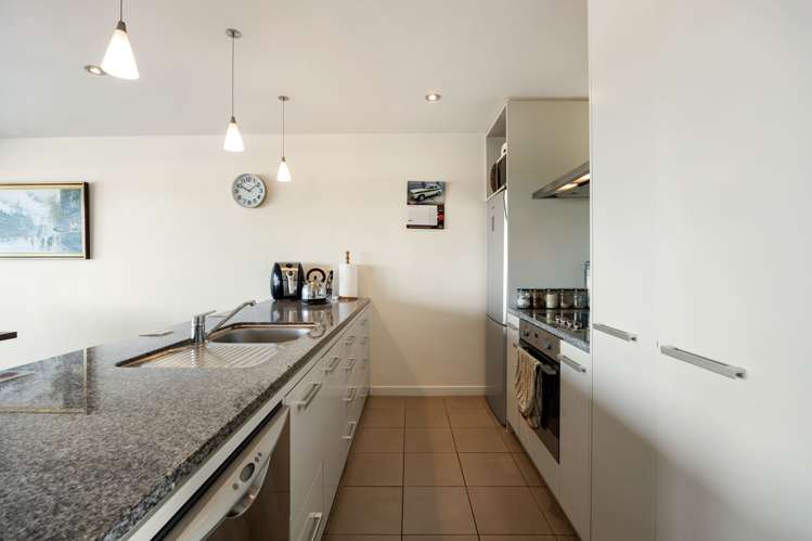 403/20 Hampton Downs Road Hampton Downs_6