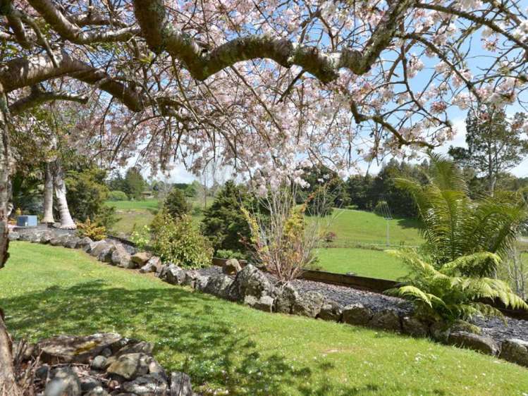 120 Main Road Kauri_16