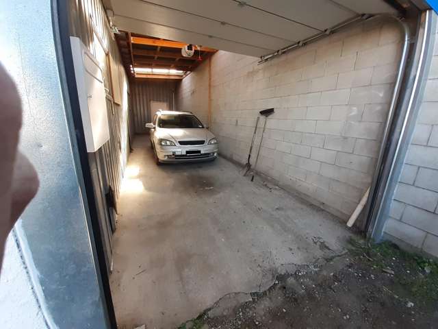 2/12 Edmundson Street Onekawa_2