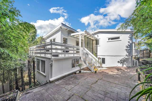 Four Bedrooms, Westlake Zone