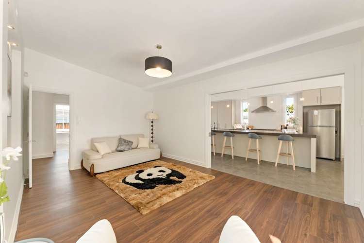 106 Titirangi Road New Lynn_15