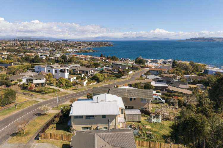 22 Birch Street Hilltop_18
