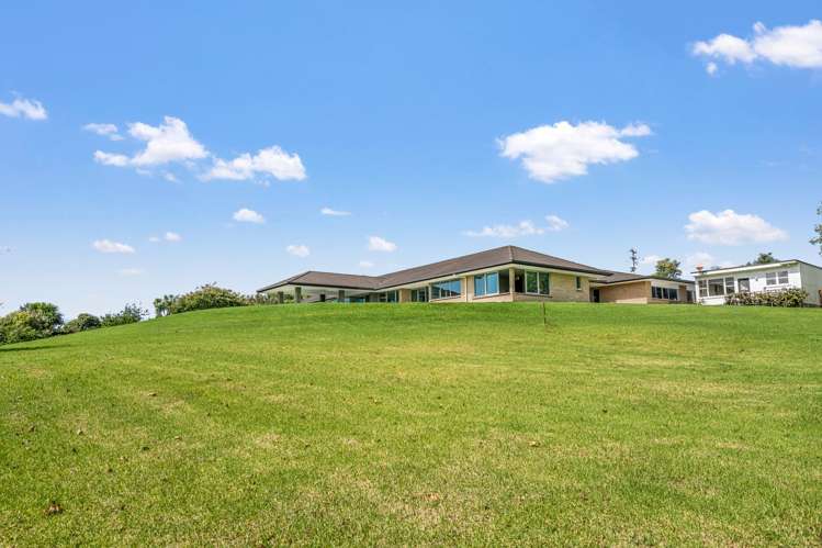 2342 Cove Road Mangawhai_30