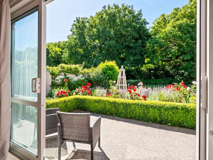 8 Crawford Place Dalefield/Wakatipu Basin_16