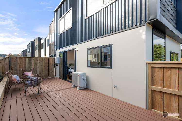 1/51 Kings Crescent Lower Hutt_15