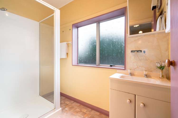 27 Brighton Road Green Island_11