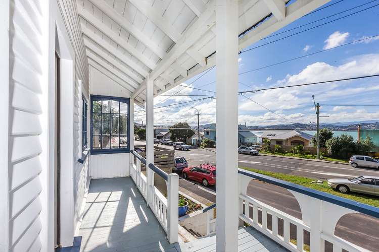 270 Queens Drive Lyall Bay_10