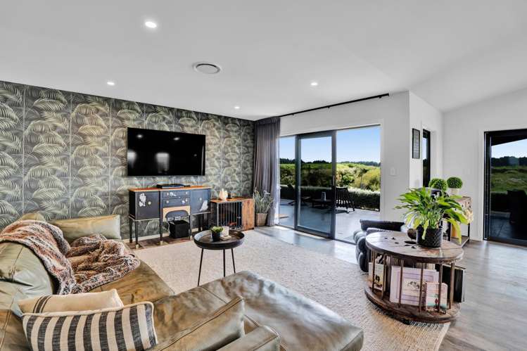 661 Manaia Road Manaia_12