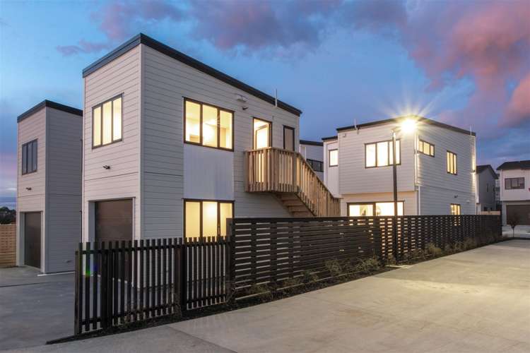 4 Greenbrier Street Westgate_19