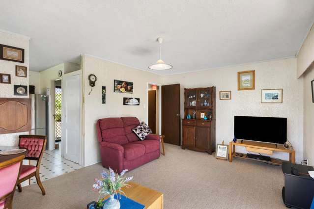 2/4 Dalwhinnie Parade Highland Park_3