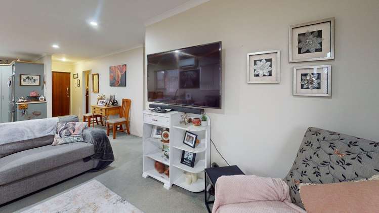 26/1232 Howard Street Parkvale_1