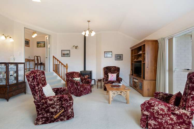 54 Huia Street Waikanae_9