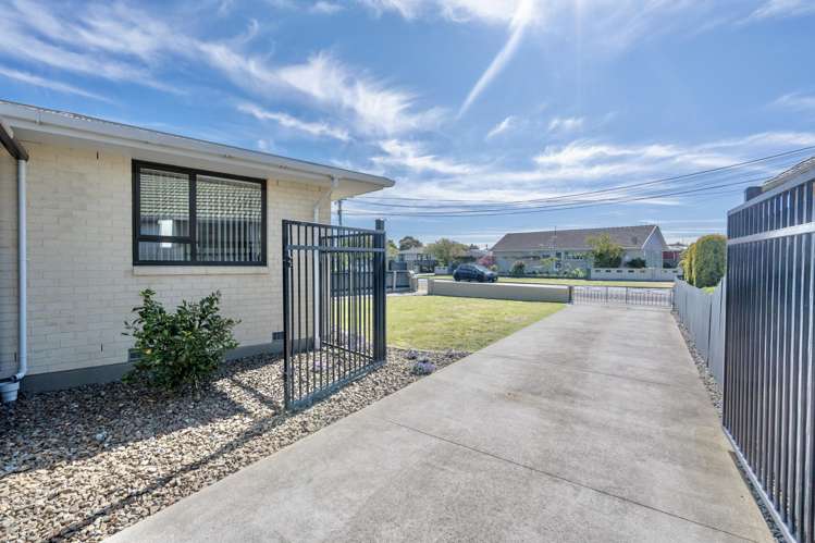 140 Rowses Road Aranui_13