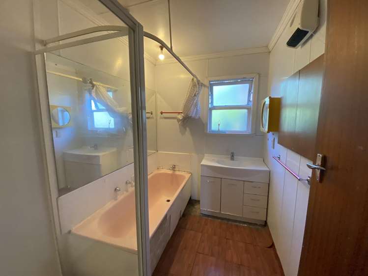 115 Ferguson Street West End_13