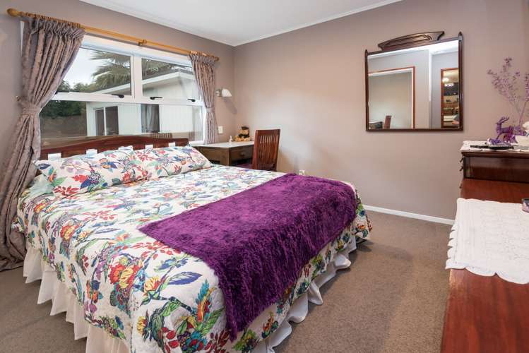 2/9 Dell Way Bucklands Beach_13