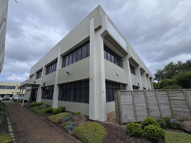 1,390sqm Lambie Drive office