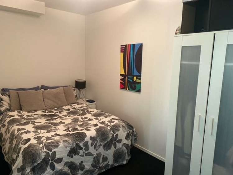 310/10 Flower Street Eden Terrace_3