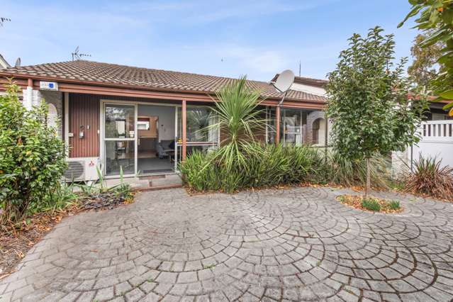 2/74 Picton Avenue Riccarton_1