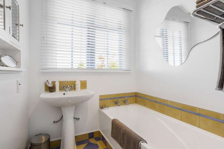 8 Neidpath Road Mornington_28