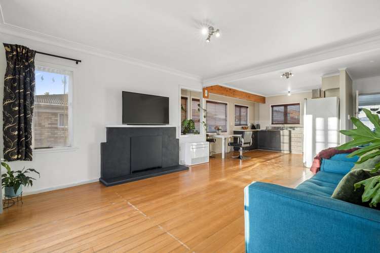 8 Landscape Road Pukekohe_8