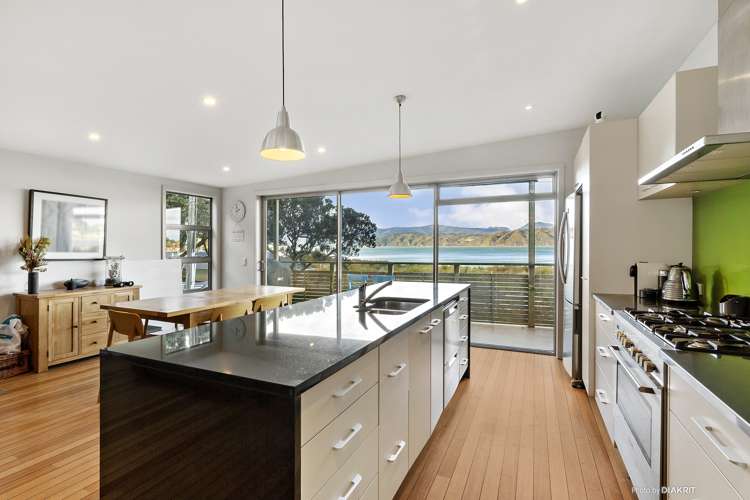 203 Marine Parade Seatoun_2