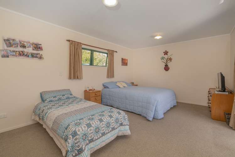 31 Whitby Avenue Whitianga_33