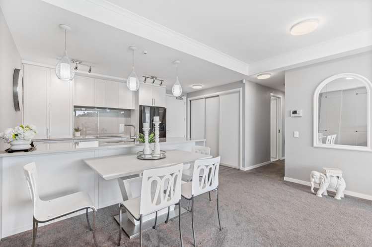 170 Landmark Terrace Orewa_14