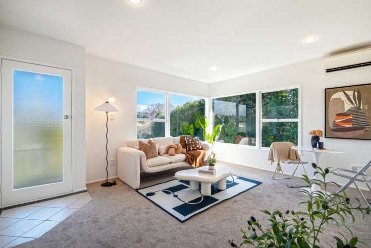 2/5 Battle Place Glenfield_1