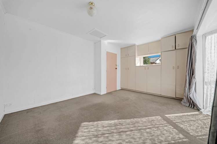 125 Portage Road New Lynn_21